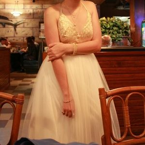 SAY YES TO THE PROM DRESS: GORGEOUS BALL GOWN